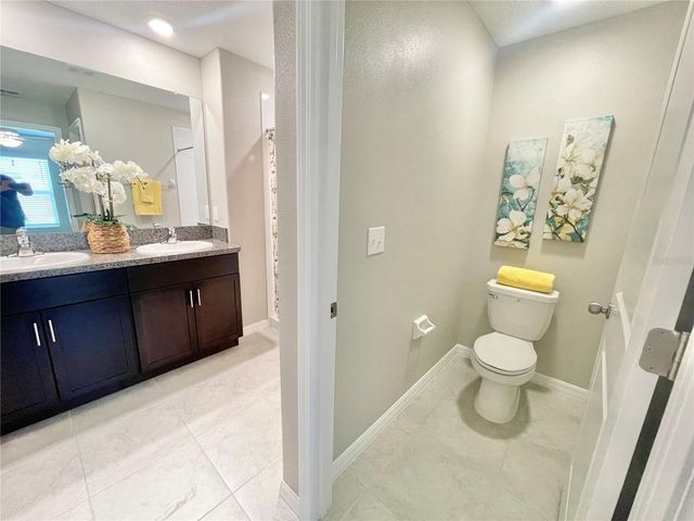 7104 AMELIA COVE COURT, Sun City Center, FL 33573