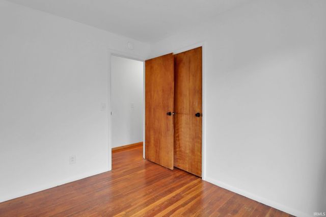 807 E Hively Avenue, Elkhart, IN 46517