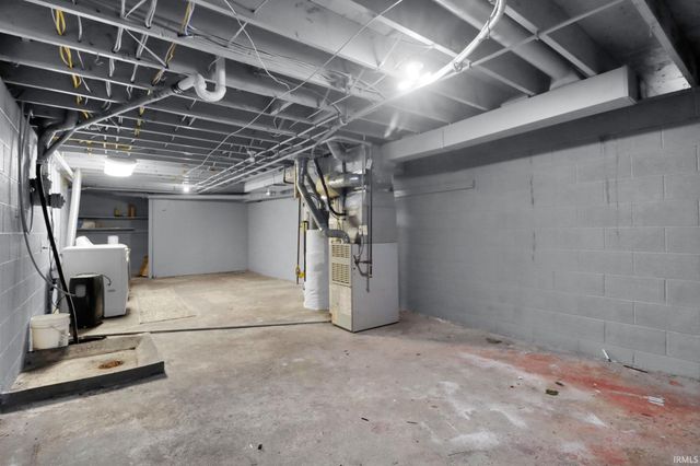 807 E Hively Avenue, Elkhart, IN 46517