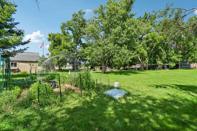 2400 W Avalon Road, Janesville, WI 53546