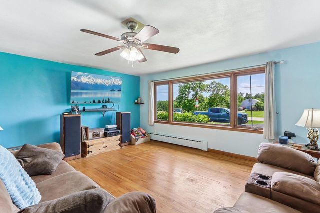 2400 W Avalon Road, Janesville, WI 53546