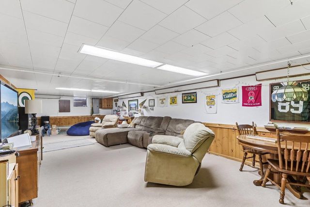 2400 W Avalon Road, Janesville, WI 53546