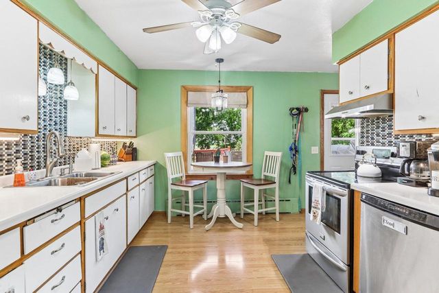2400 W Avalon Road, Janesville, WI 53546