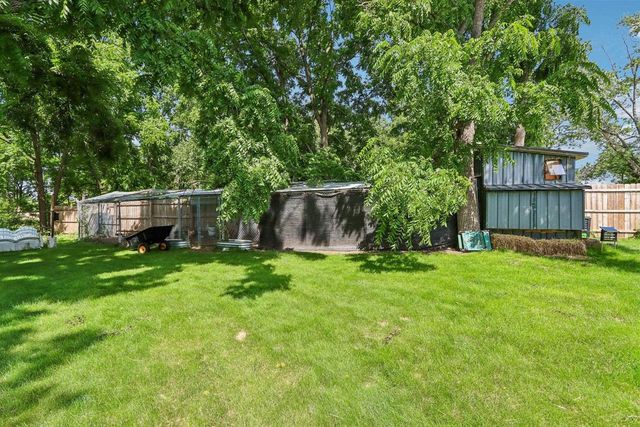 2400 W Avalon Road, Janesville, WI 53546