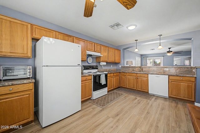 5184 W MORTEN Avenue, Glendale, AZ 85301