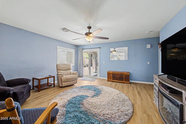 5184 W MORTEN Avenue, Glendale, AZ 85301
