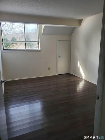 434 Heritage Village D, Southbury, CT 06488