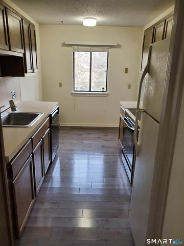 434 Heritage Village D, Southbury, CT 06488