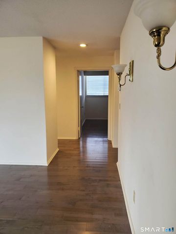 434 Heritage Village D, Southbury, CT 06488