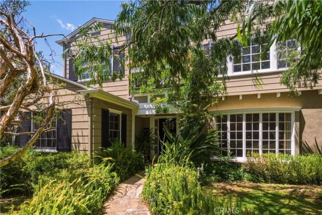 9127 Cresta Drive, Los Angeles, CA 90035