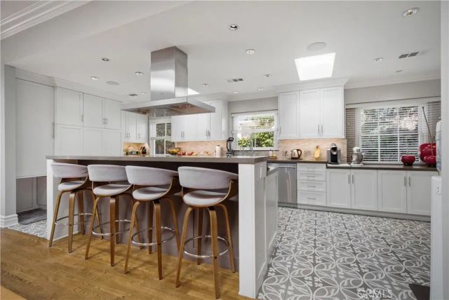 9127 Cresta Drive, Los Angeles, CA 90035