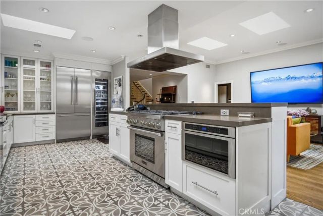 9127 Cresta Drive, Los Angeles, CA 90035