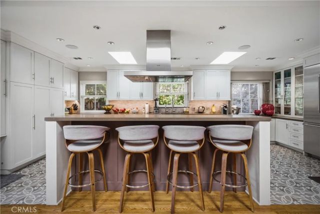 9127 Cresta Drive, Los Angeles, CA 90035