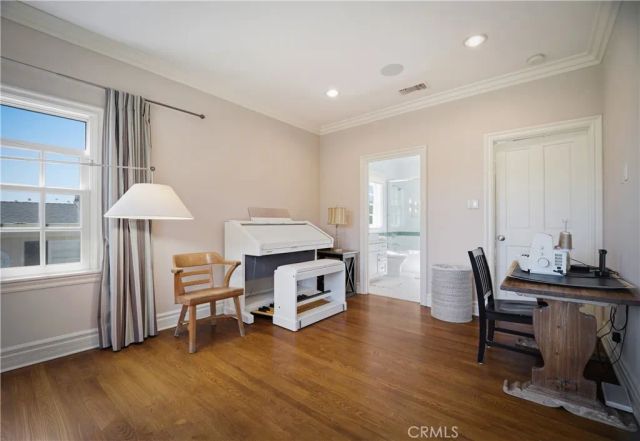 9127 Cresta Drive, Los Angeles, CA 90035