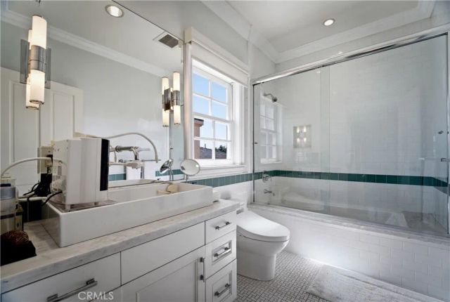 9127 Cresta Drive, Los Angeles, CA 90035