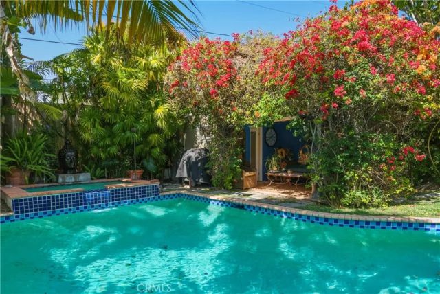 9127 Cresta Drive, Los Angeles, CA 90035