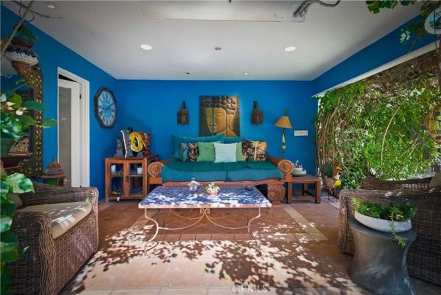 9127 Cresta Drive, Los Angeles, CA 90035