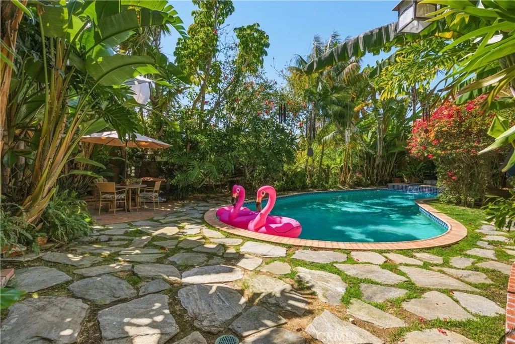 9127 Cresta Drive, Los Angeles, CA 90035