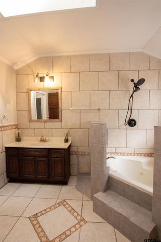 337 Bellburn Rd, Kilgore, TX 75662