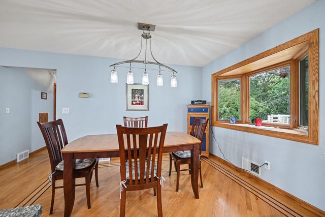1201 County Road B2 W, Roseville, MN 55113