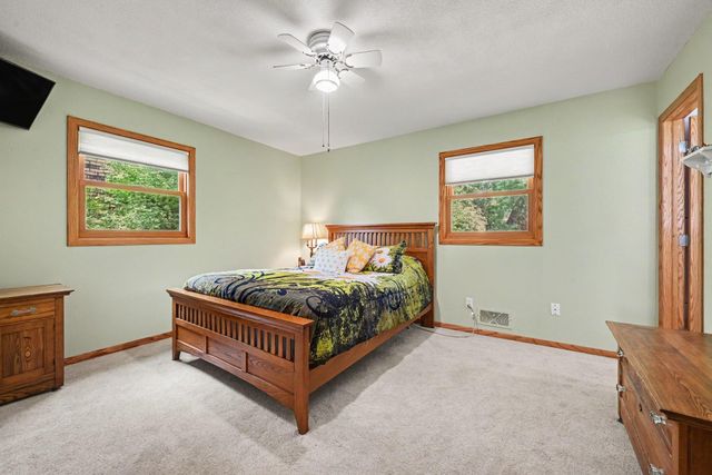 1201 County Road B2 W, Roseville, MN 55113