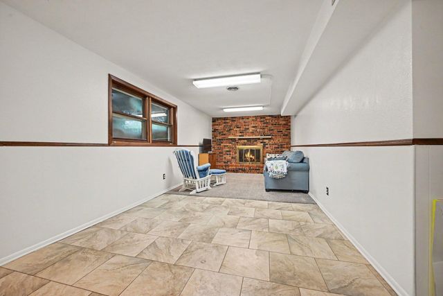 1201 County Road B2 W, Roseville, MN 55113
