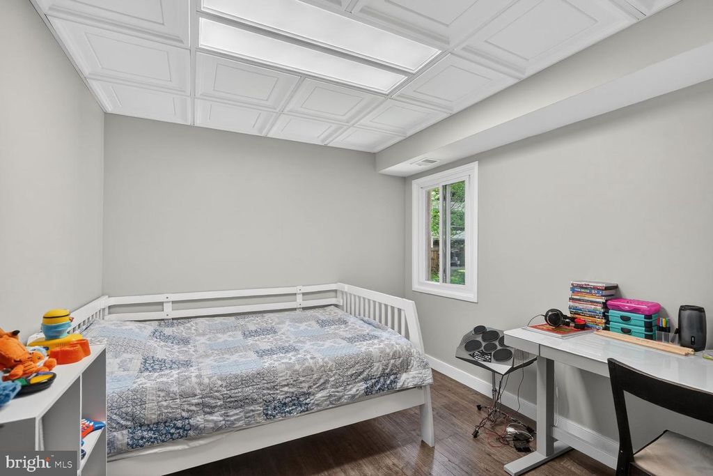 Image 12 of property listing at 5719 HARPERS FARM RD #C, Columbia, MD 21044