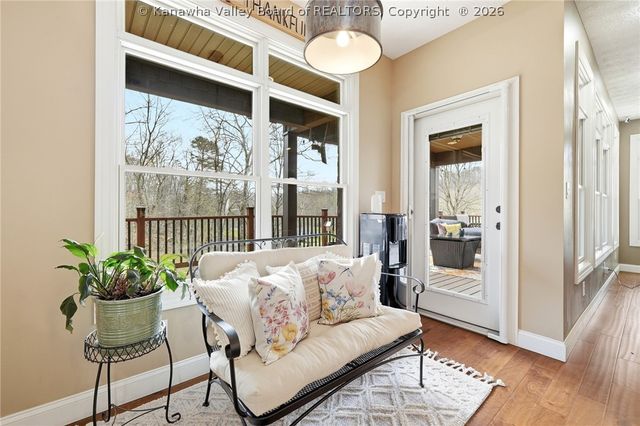 132 Cobblestone Boulevard, Scott Depot, WV 25560