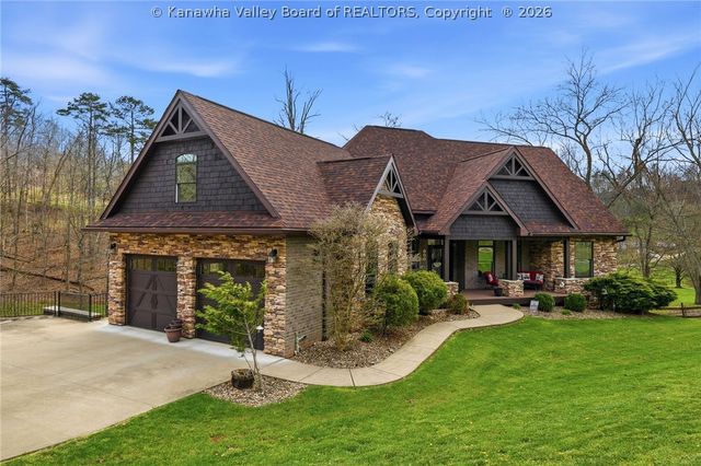 132 Cobblestone Boulevard, Scott Depot, WV 25560