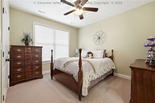 132 Cobblestone Boulevard, Scott Depot, WV 25560