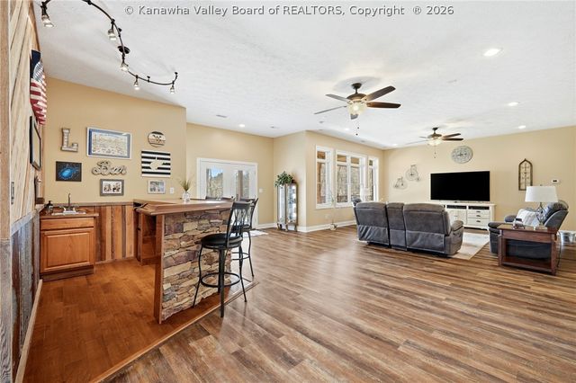 132 Cobblestone Boulevard, Scott Depot, WV 25560