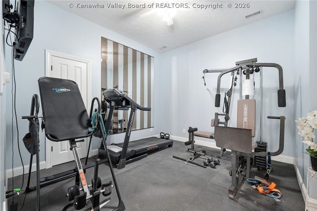 132 Cobblestone Boulevard, Scott Depot, WV 25560