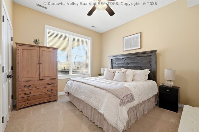 132 Cobblestone Boulevard, Scott Depot, WV 25560