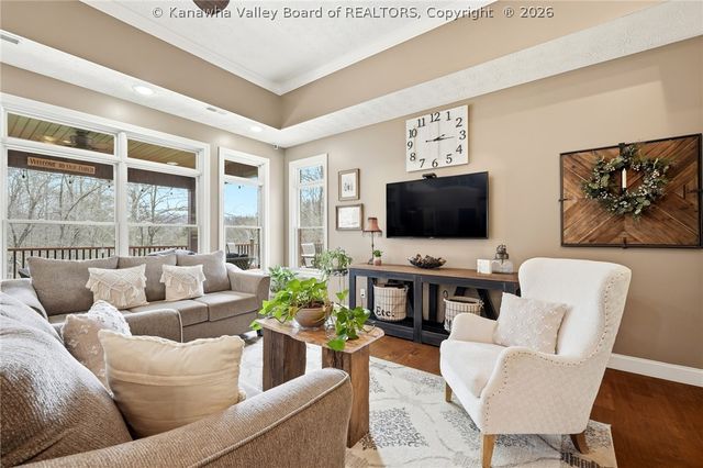 132 Cobblestone Boulevard, Scott Depot, WV 25560