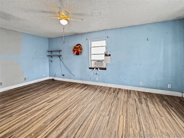 21823 S Ginger Drive, Park Hill, OK 74451