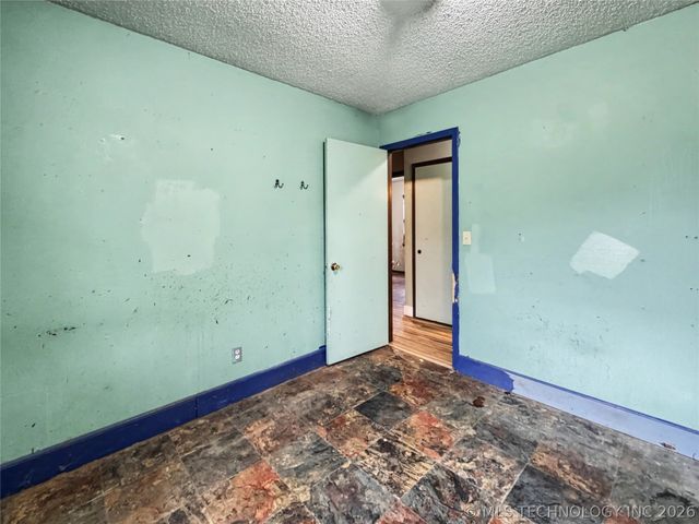 21823 S Ginger Drive, Park Hill, OK 74451