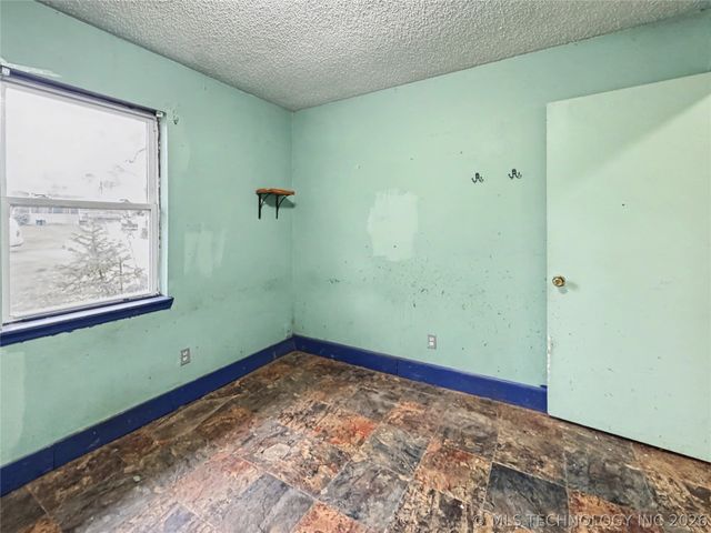 21823 S Ginger Drive, Park Hill, OK 74451