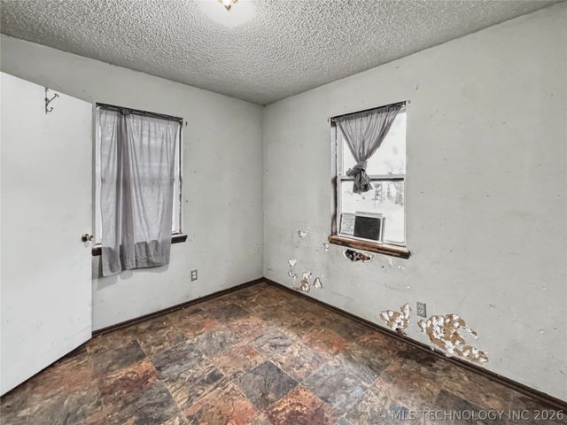 21823 S Ginger Drive, Park Hill, OK 74451