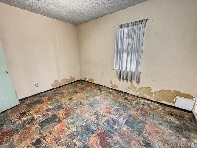 21823 S Ginger Drive, Park Hill, OK 74451