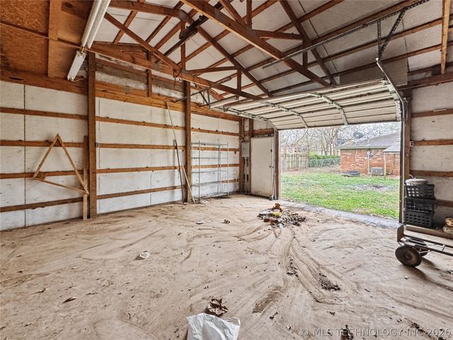 21823 S Ginger Drive, Park Hill, OK 74451