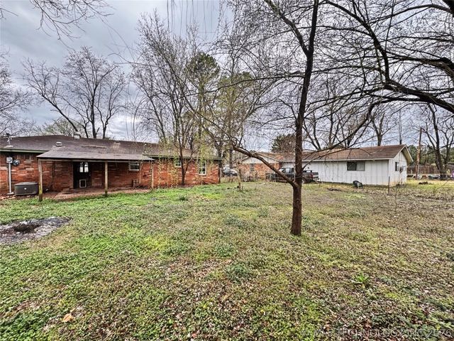 21823 S Ginger Drive, Park Hill, OK 74451