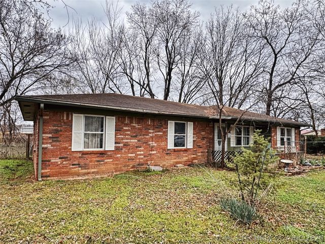 21823 S Ginger Drive, Park Hill, OK 74451