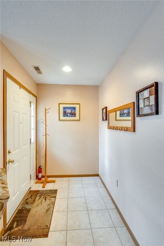 4201 Tannybrooke Lane NW 4C, Canton, OH 44718