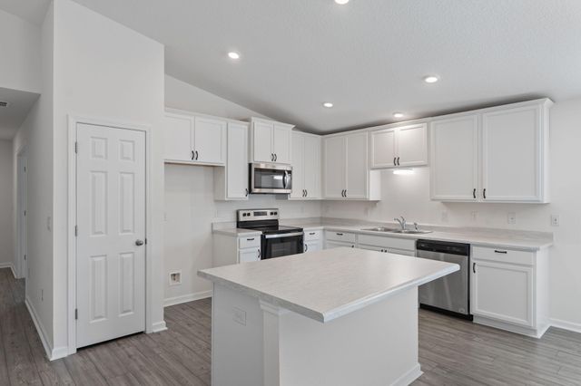 279 Marquis Way, Freeport, FL 32439