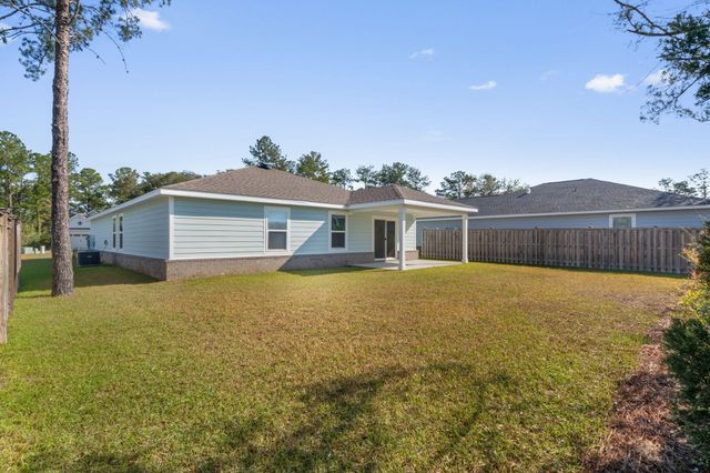 279 Marquis Way, Freeport, FL 32439