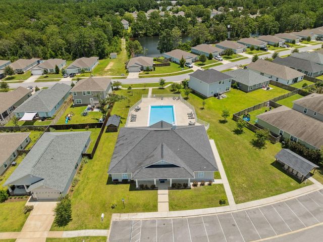 279 Marquis Way, Freeport, FL 32439