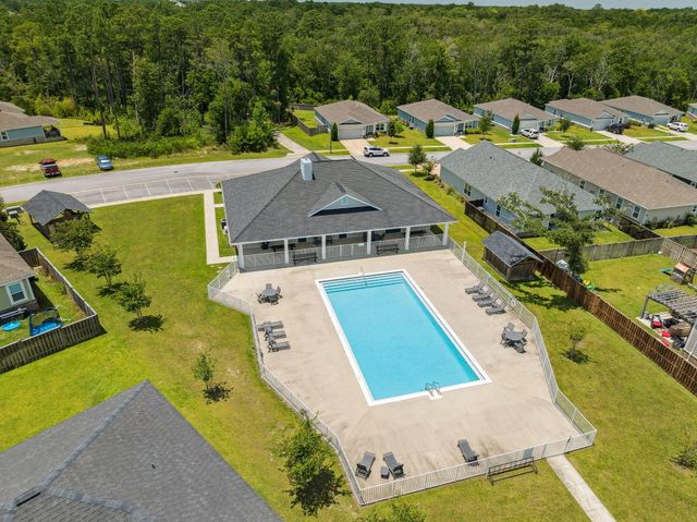 279 Marquis Way, Freeport, FL 32439