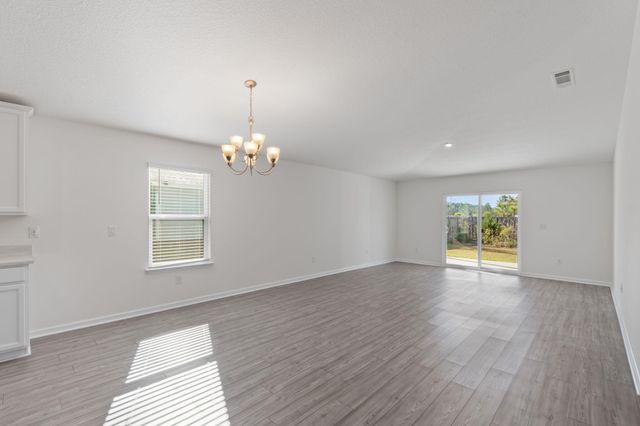 279 Marquis Way, Freeport, FL 32439