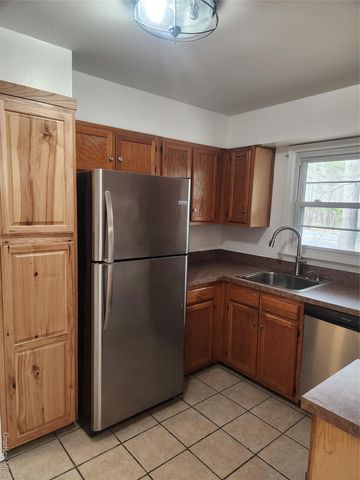 2710 South, Poughkeepsie, NY 12601