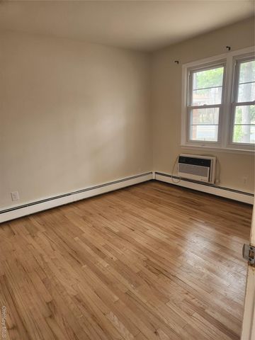 2710 South, Poughkeepsie, NY 12601